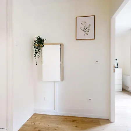 Expat Renting - Le Pastel - Netflix - Zenith Daire Toulouse