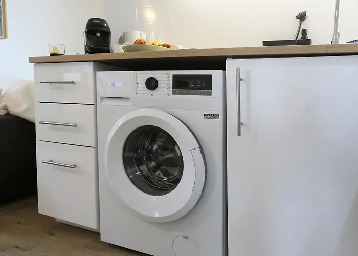 Expat Renting - Le Pastel - Netflix - Zenith Apartment