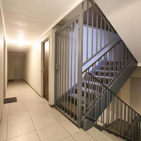 Expat Renting - Le Pastel - Netflix - Zenith *