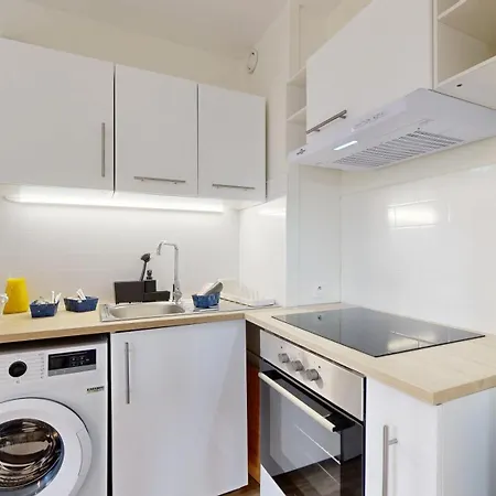 Expat Renting - Le Pastel - Netflix - Zenith *